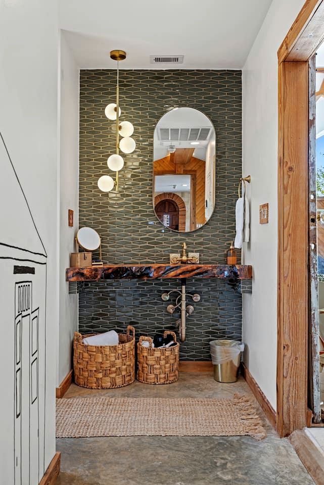 Enchanting Turret-Style Tower with Hot Tub & Fairytale Design near Fredericksburg, Texas