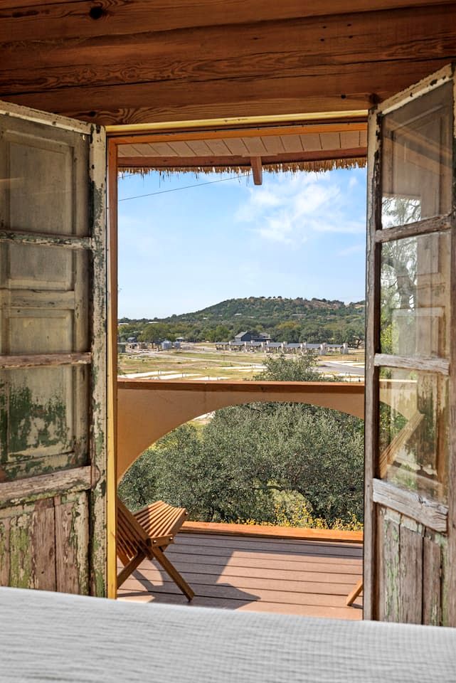 Enchanting Turret-Style Tower with Hot Tub & Fairytale Design near Fredericksburg, Texas