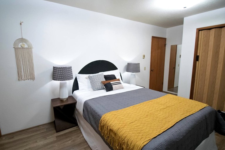 Cabins (United States of America, Hoodsport, Washington)