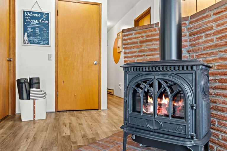 Cabins (United States of America, Hoodsport, Washington)