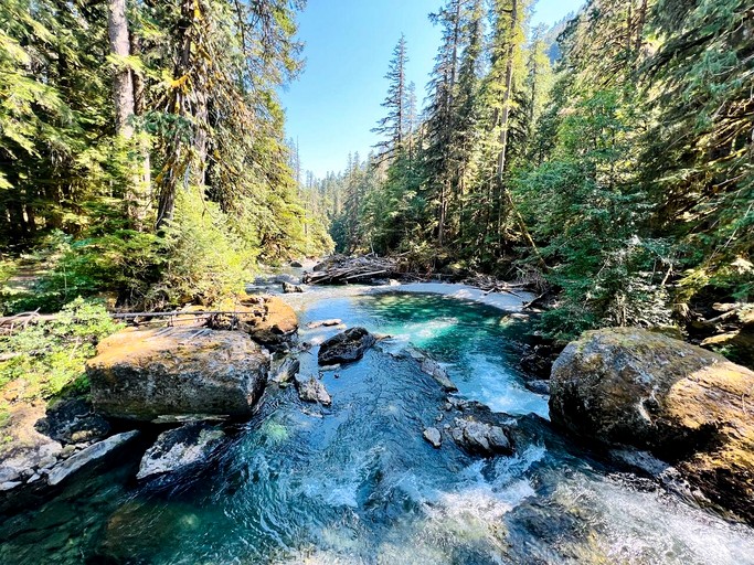 Cabins (United States of America, Hoodsport, Washington)