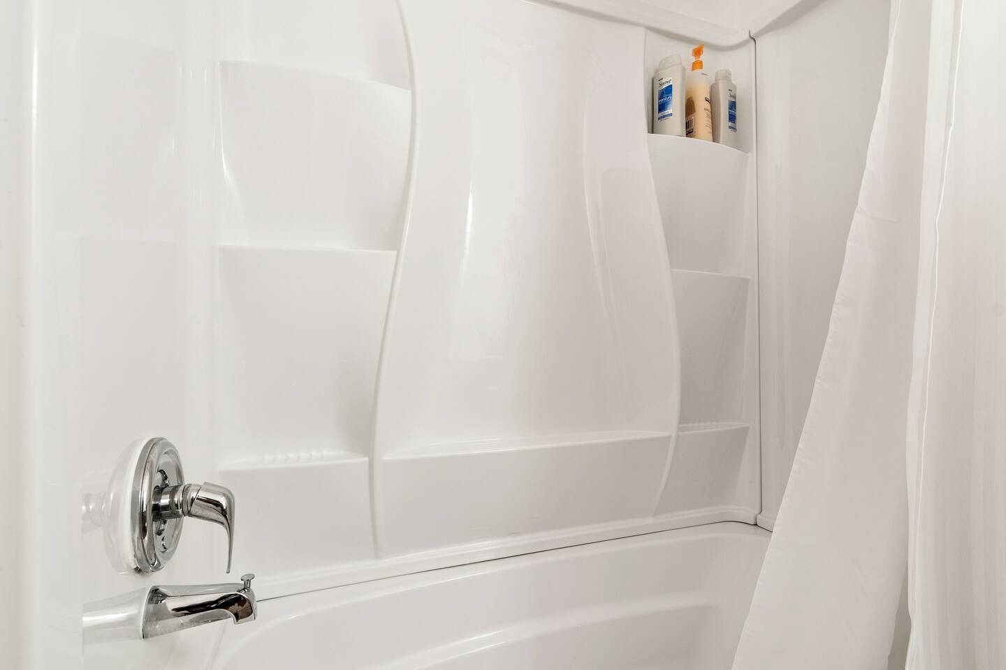 Cozy Cabin with Fire Pit near Lake Cushman, Perfect for a Glamping Retreat to the Pacific Northwest