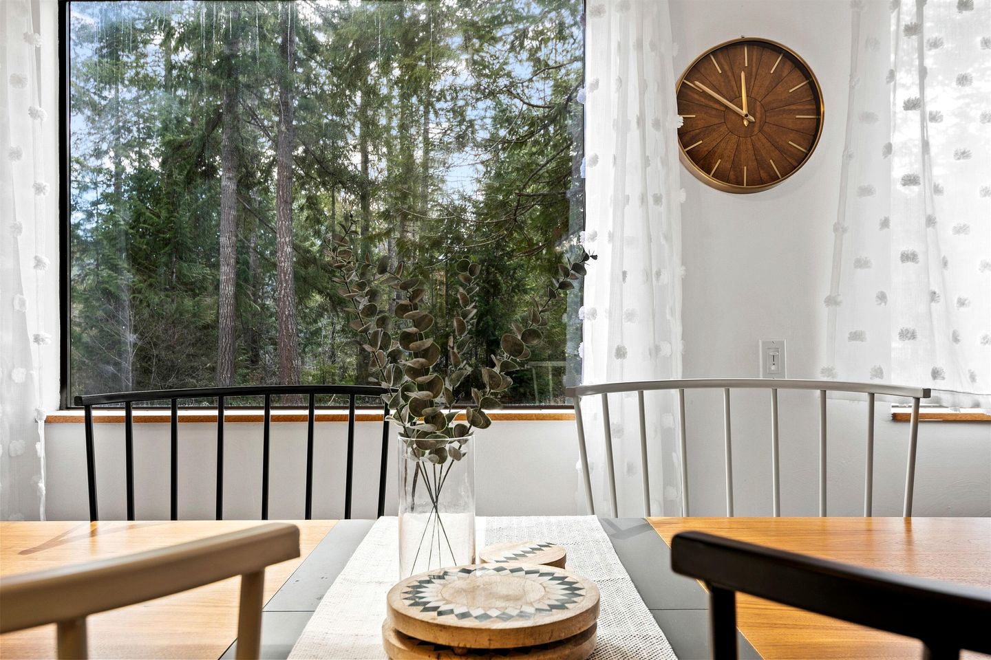 Cozy Cabin with Fire Pit near Lake Cushman, Perfect for a Glamping Retreat to the Pacific Northwest