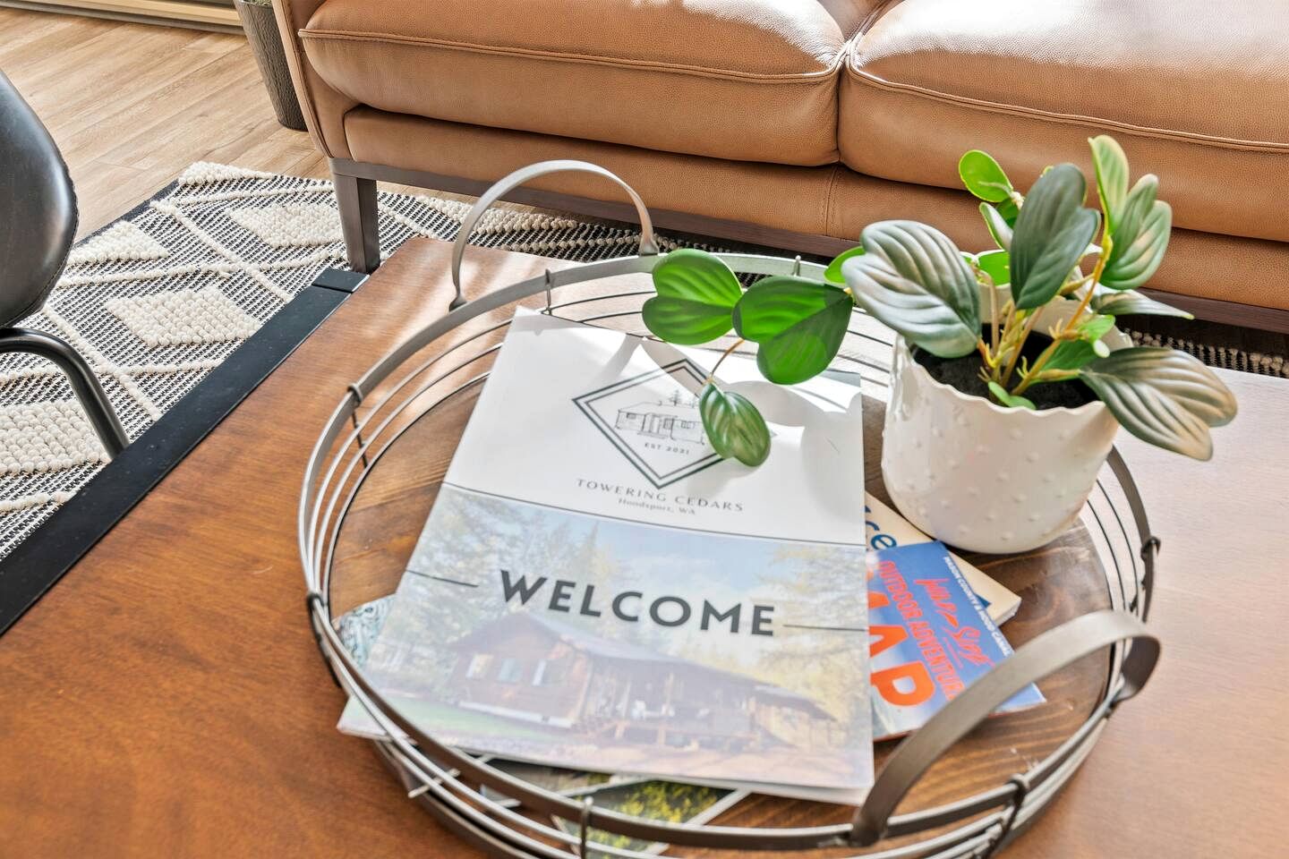 Cozy Cabin with Fire Pit near Lake Cushman, Perfect for a Glamping Retreat to the Pacific Northwest
