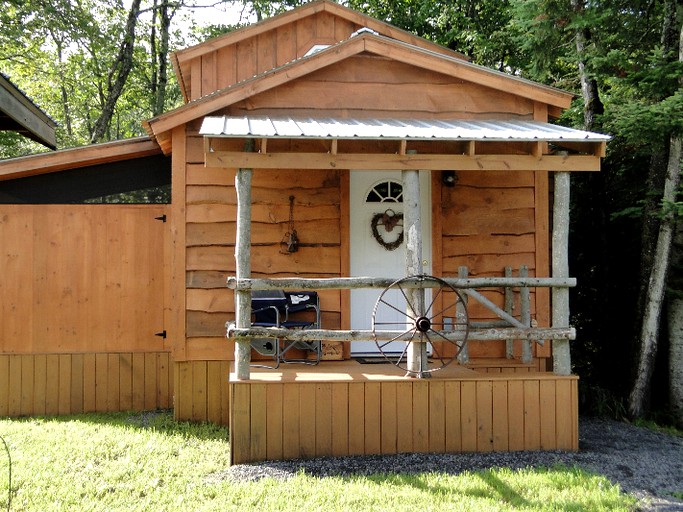 Romantic Cabin Rental Adirondacks Upstate New York Glamping Hub