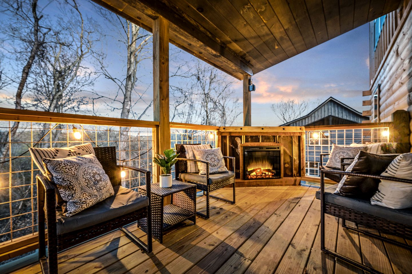 Tranquil Cabin with Private Pool and Deck in Sevierville, Tennesee