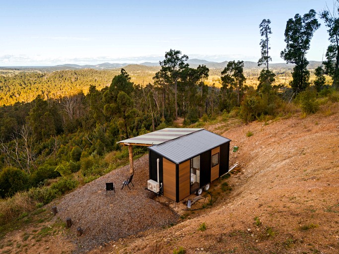 Tiny Houses (Australia, Talarm, New South Wales)