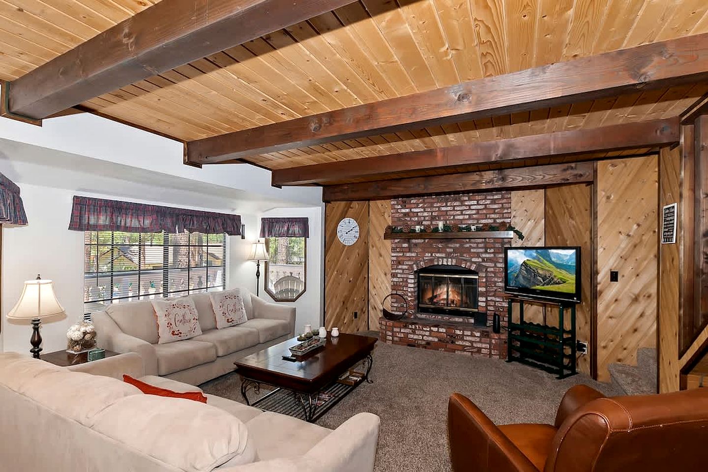 Tranquil Cabin with Barbecue and Beautiful Outdoor Living Space in Big Bear Lake, California