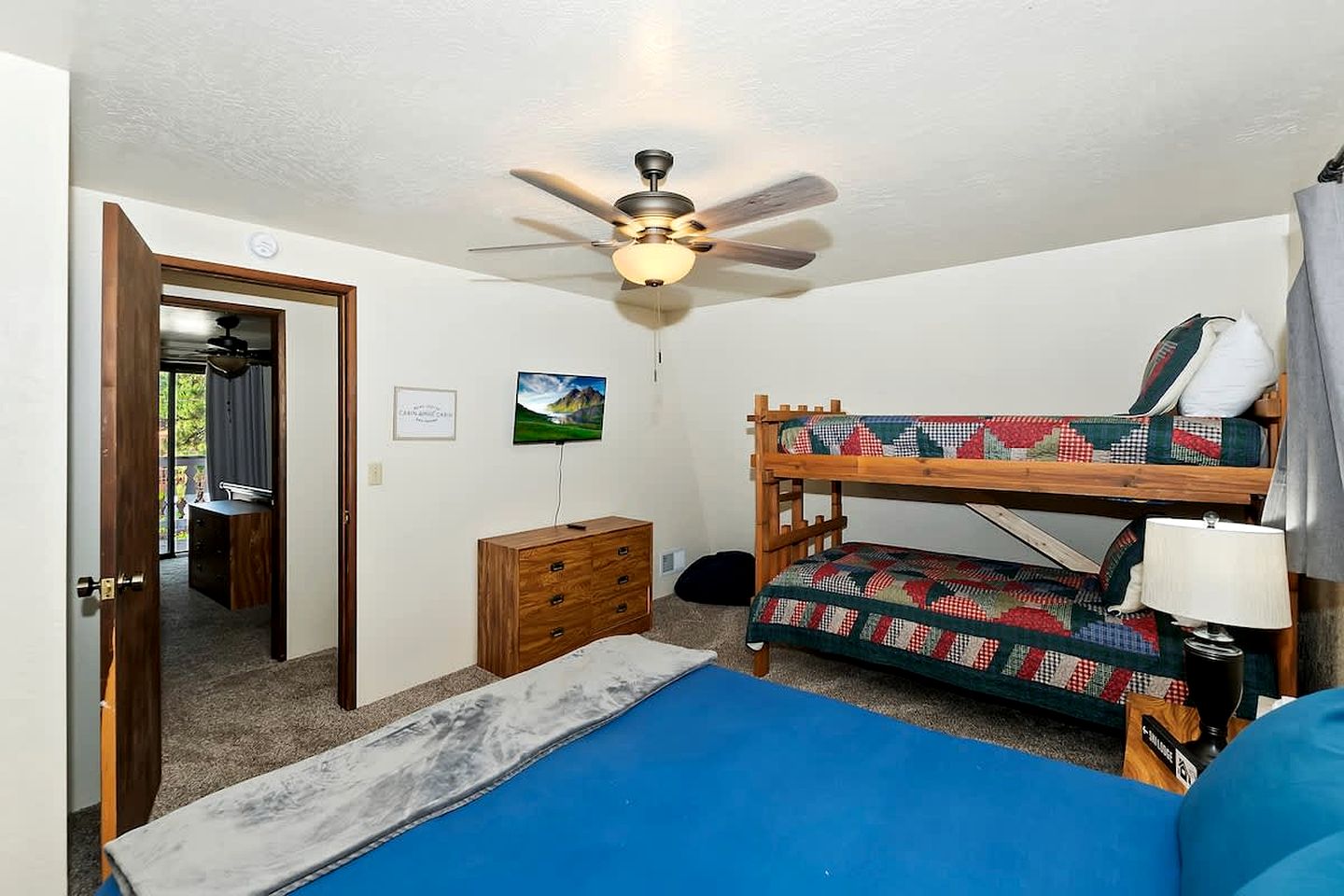 Tranquil Cabin with Barbecue and Beautiful Outdoor Living Space in Big Bear Lake, California