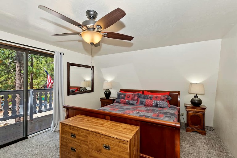 Cabins (United States of America, Big Bear, California)