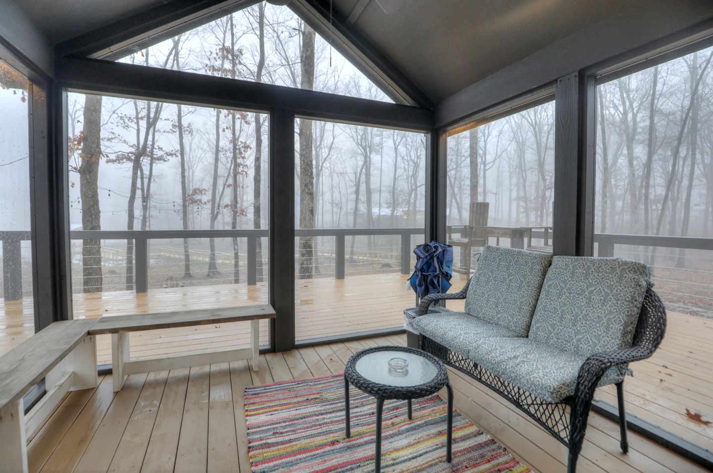 Tranquil Cabin with Fire Pit and Panoramic Lake Views in Tennessee