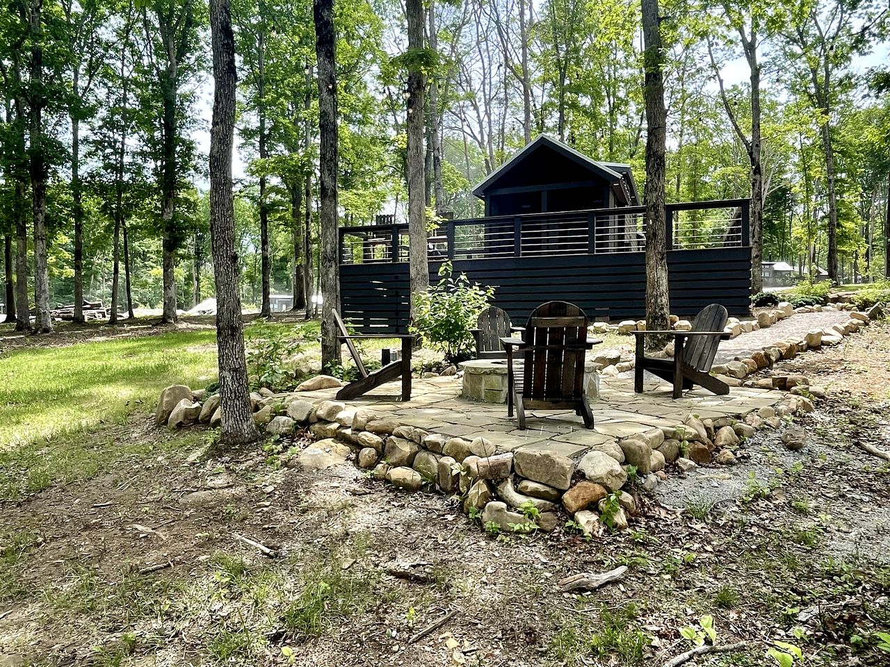 Tranquil Cabin with Fire Pit and Panoramic Lake Views in Tennessee