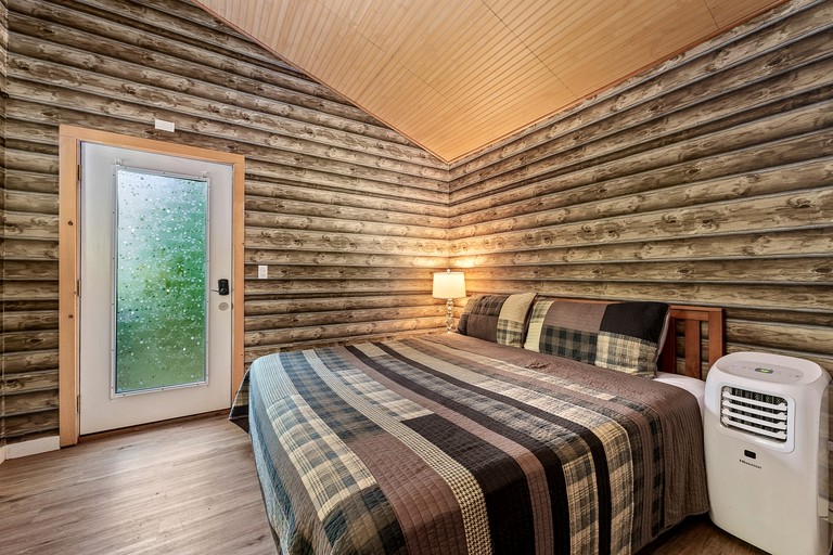 Cabins (United States of America, Gatlinburg, Tennessee)