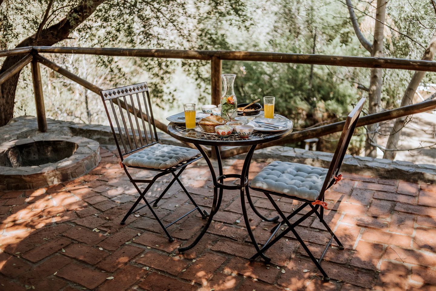 Tranquil Couples' Cabin Rental in the Mountains near Santiago, Chile