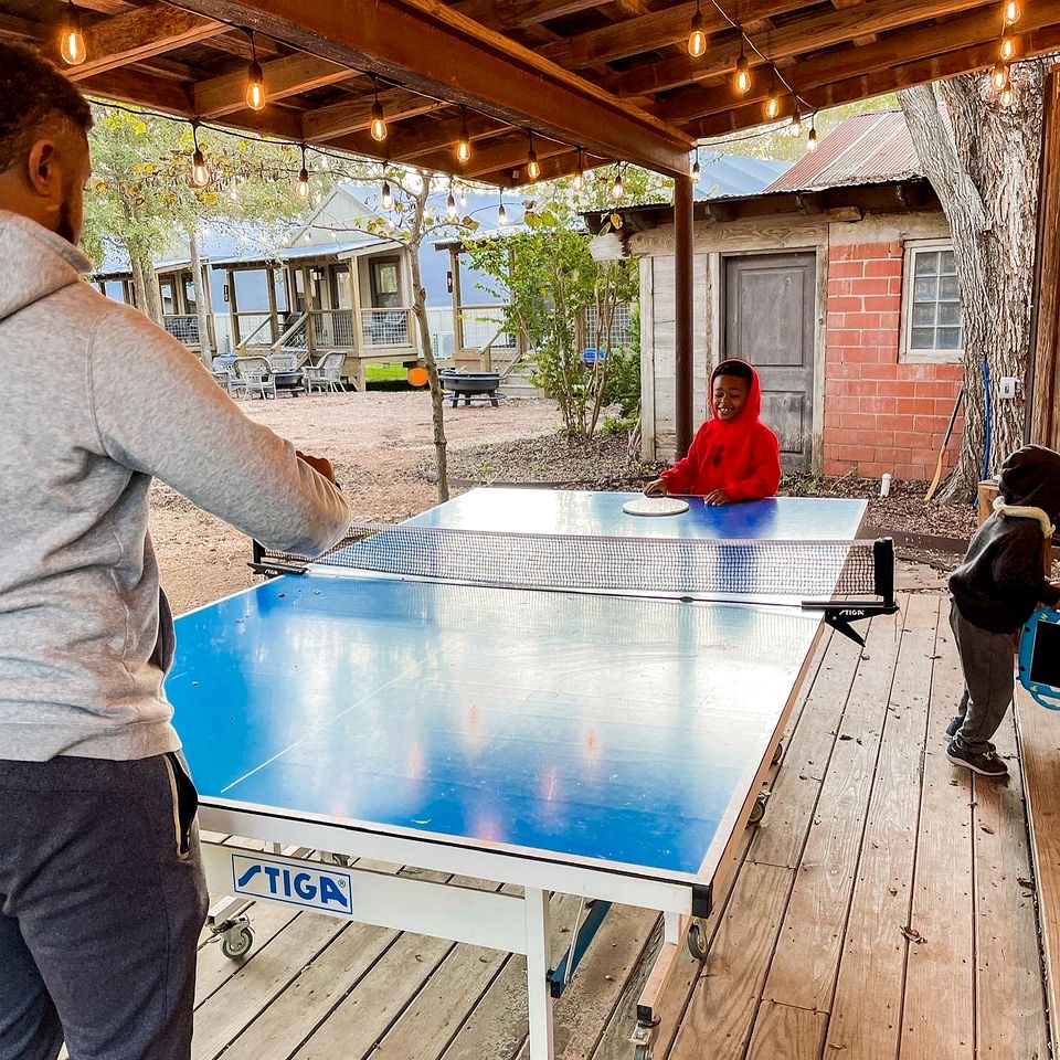 Tranquil Family Vacation by a Creek: Luxury Tented Cabin in Seguin, Texas