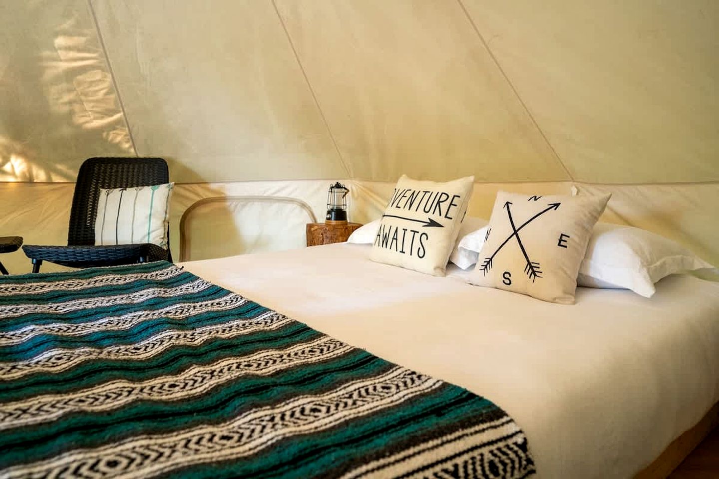 Tranquil Forest Oasis: Fabulous Bell Tent for Two near Tobermory, Canada