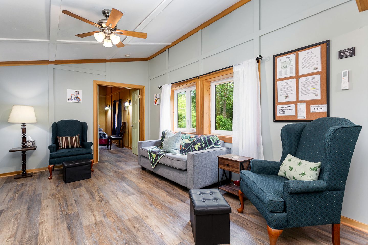 Tranquil Hocking Hills Cottage at Old Mans Cave Perfect for a Pet-Friendly Getaway with Private Outdoor Jacuzzi