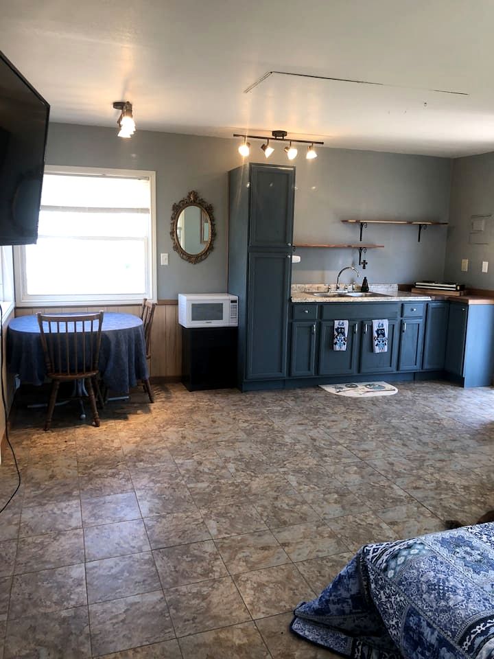 Tranquil Lakefront Cabin Surrounded by Woods, Wildlife & Scenic Trails in  Williford, Arkansas