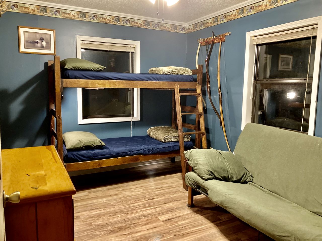 Secluded Lakefront House Nestled in the Woods for an Unforgettable Adventure in Nature in Williford, Arkansas