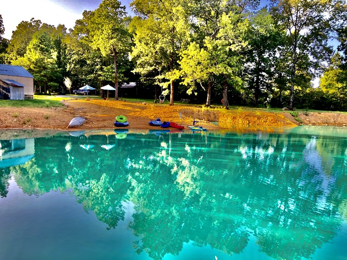 Cabins (United States of America, Williford, Arkansas)