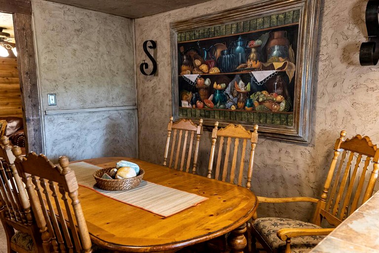 Cabins (United States of America, Chilton, Texas)