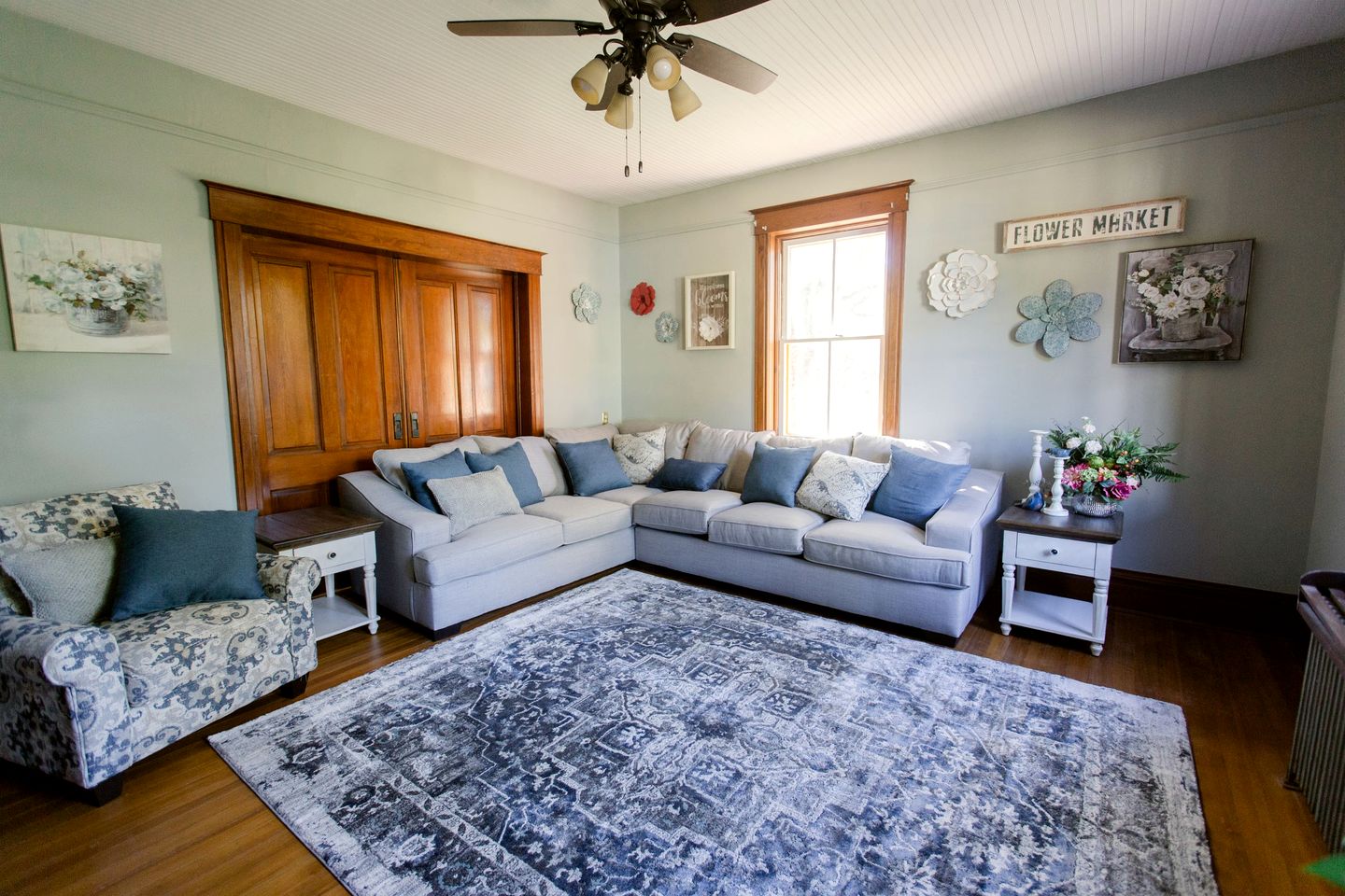 Tranquil Retreat to the Woods: Beautiful Family-Friendly Cottage near Owensville, Missouri
