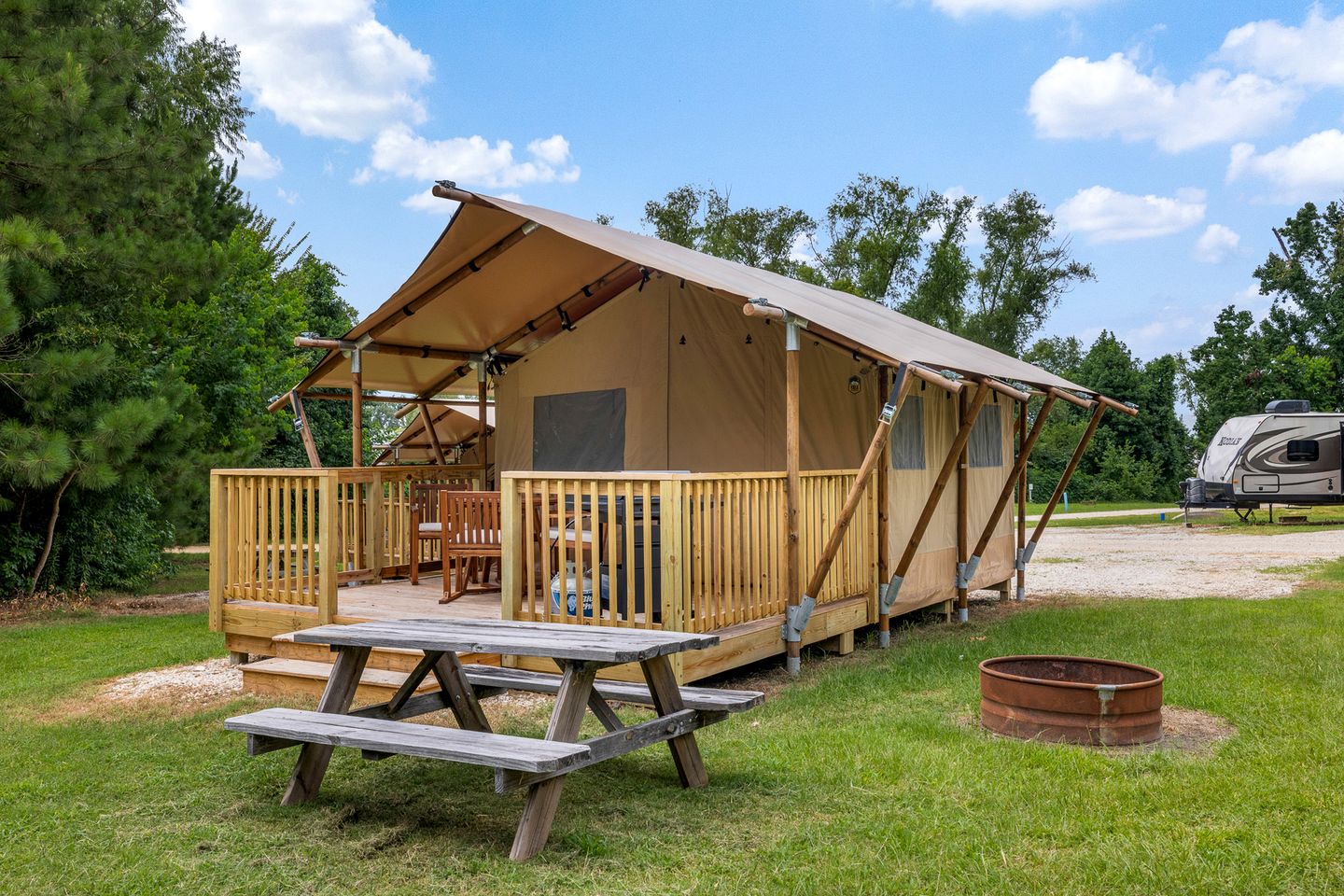 Safari Tents (United States of America, Onalaska, Texas)