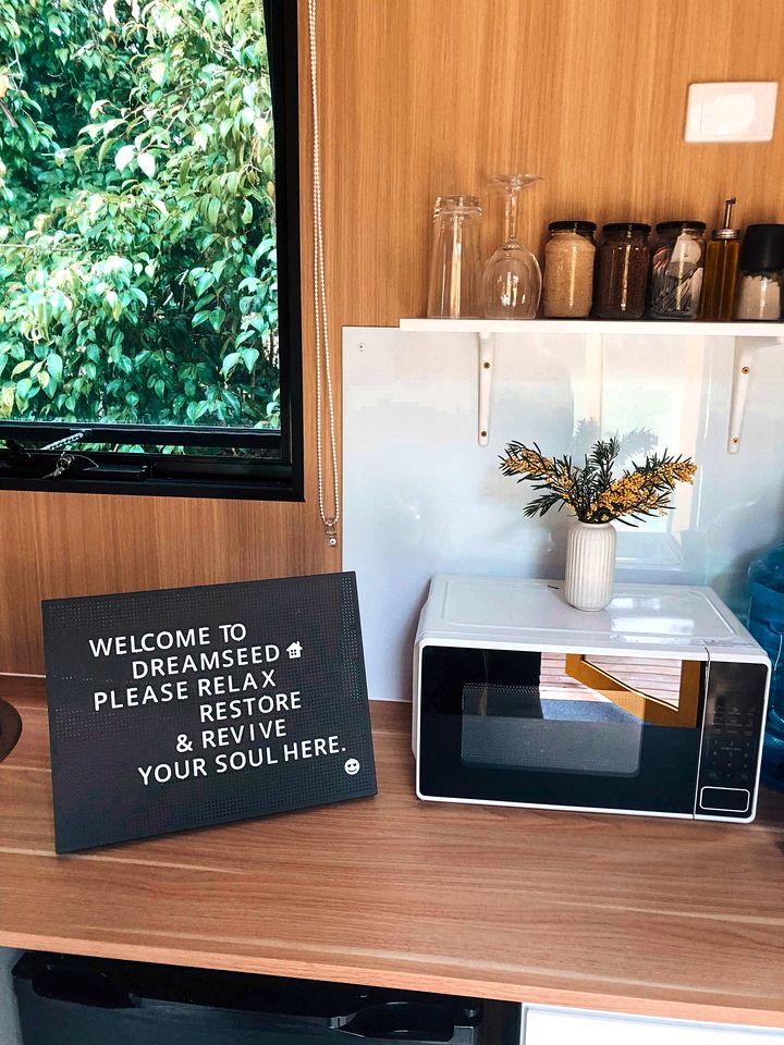 Tranquil Tiny Cabin Retreat with Stargazing near Sunshine Coast, Yandina QLD