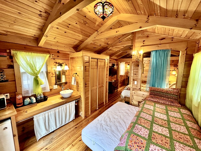 Tiny Houses (United States of America, Sevierville, Tennessee)