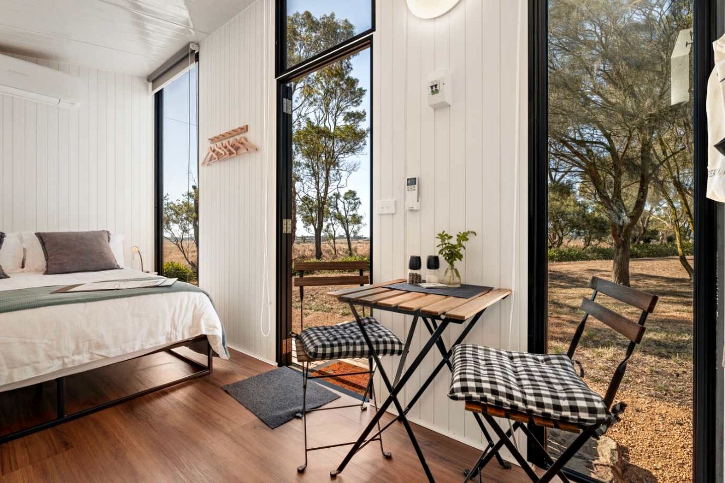 Tranquil Tiny House Near the Coast in Wangoom, Victoria