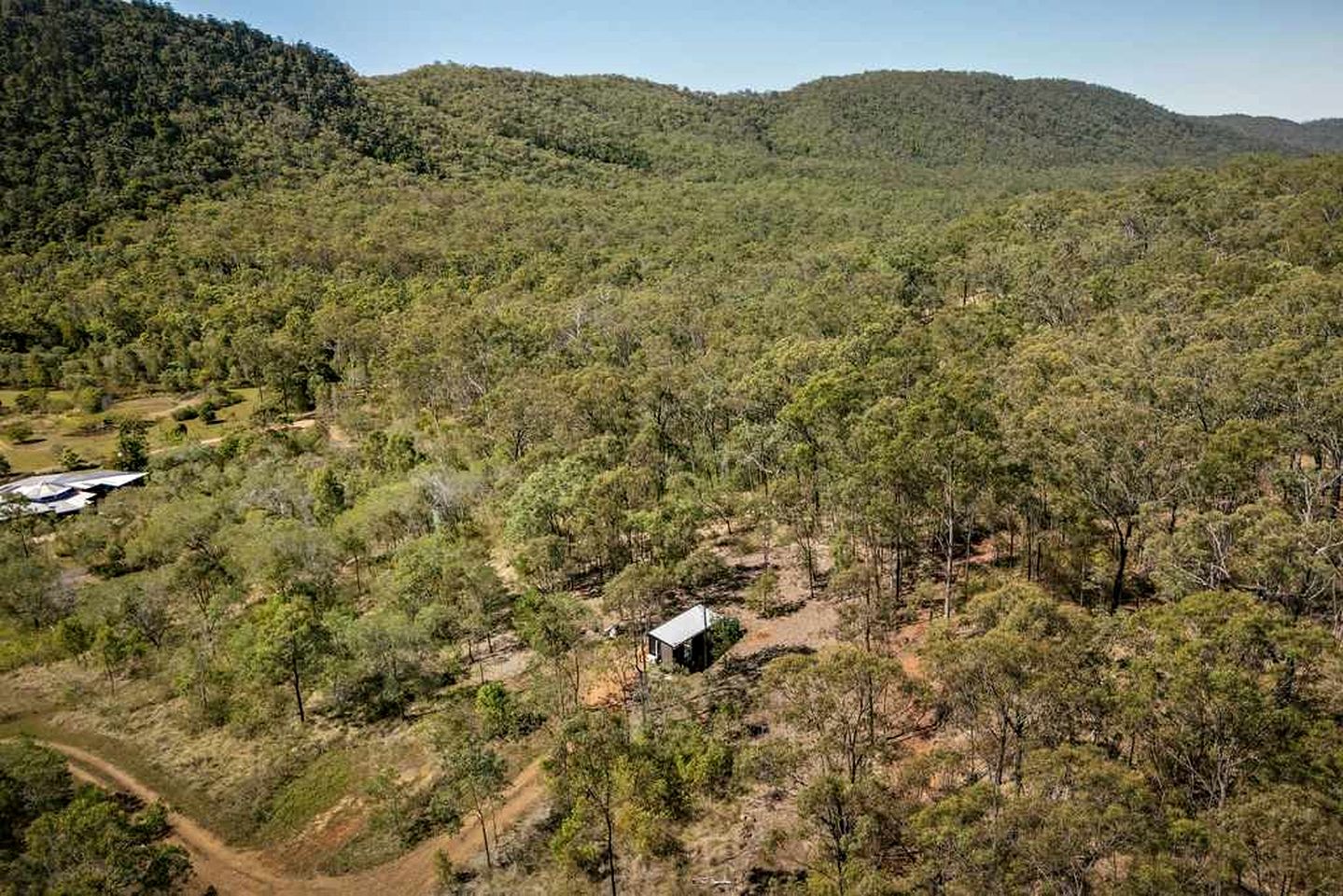 Tranquil Tiny House Perfect for Hiking Trails in Baffle Creek, Queensland