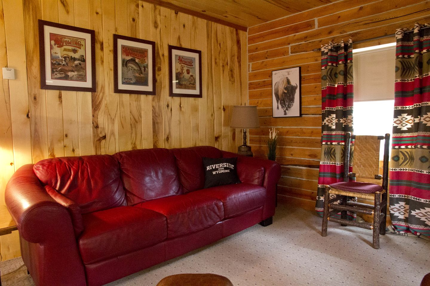 Tranquil Two Bedroom Cabin in Riverside, Wyoming