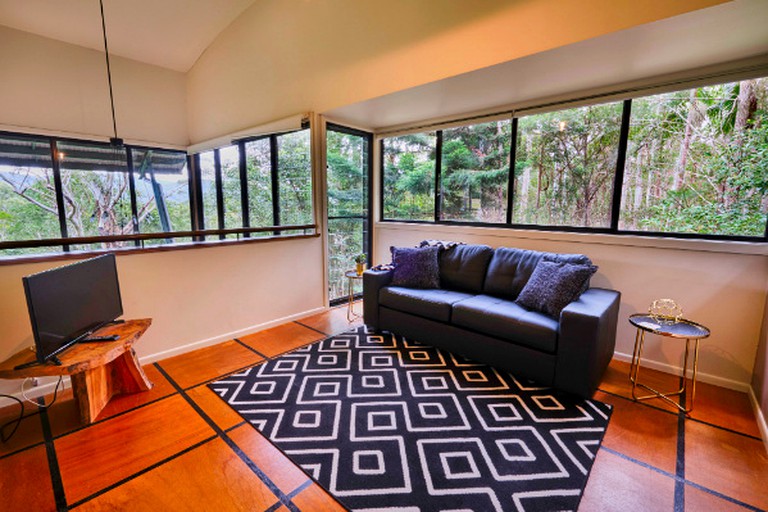 Cabins (Uki, New South Wales, Australia)