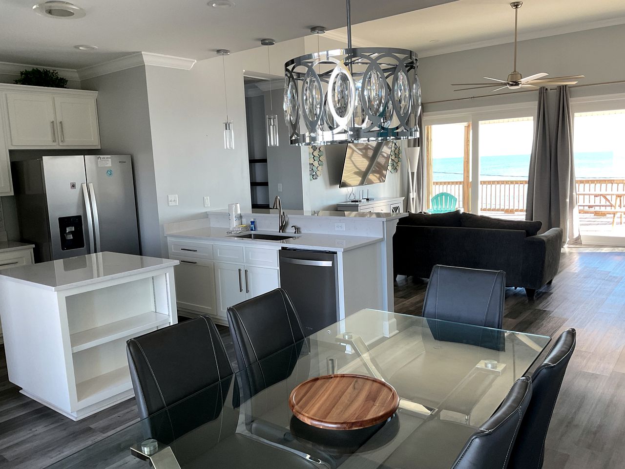 Stunning Beachfront Rental on Dauphin Island, Alabama - Perfect for Beach Vacations