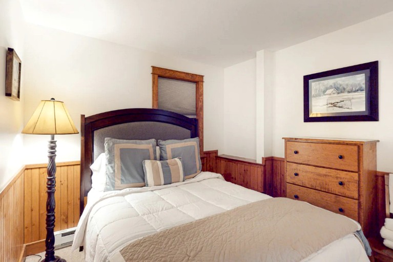 Cabins (United States of America, Greenville, Maine)