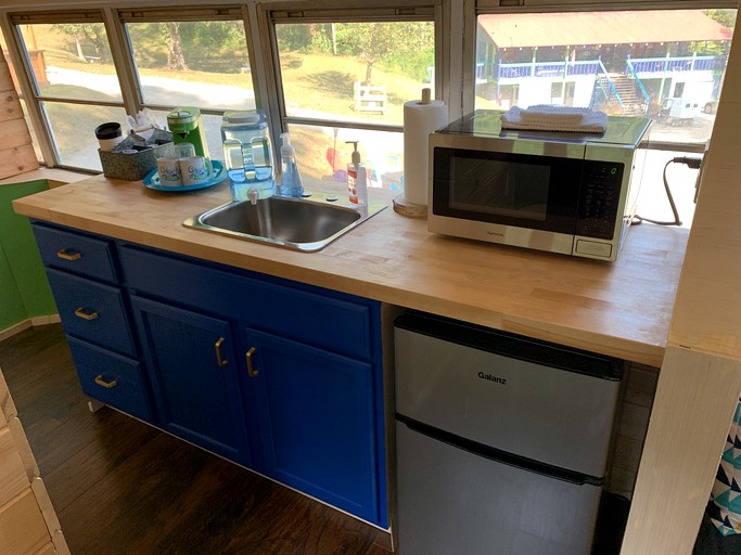 Caravans (United States of America, Bryson City, North Carolina)