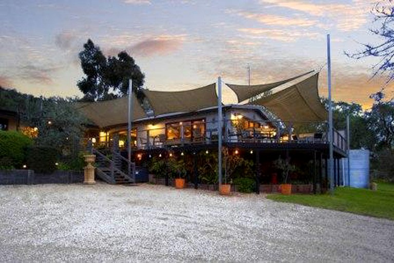 Cottages (Trawool, Victoria, Australia)