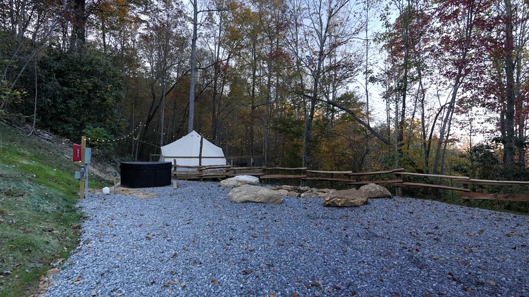 Bell Tents (United States of America, Waynesville, North Carolina)