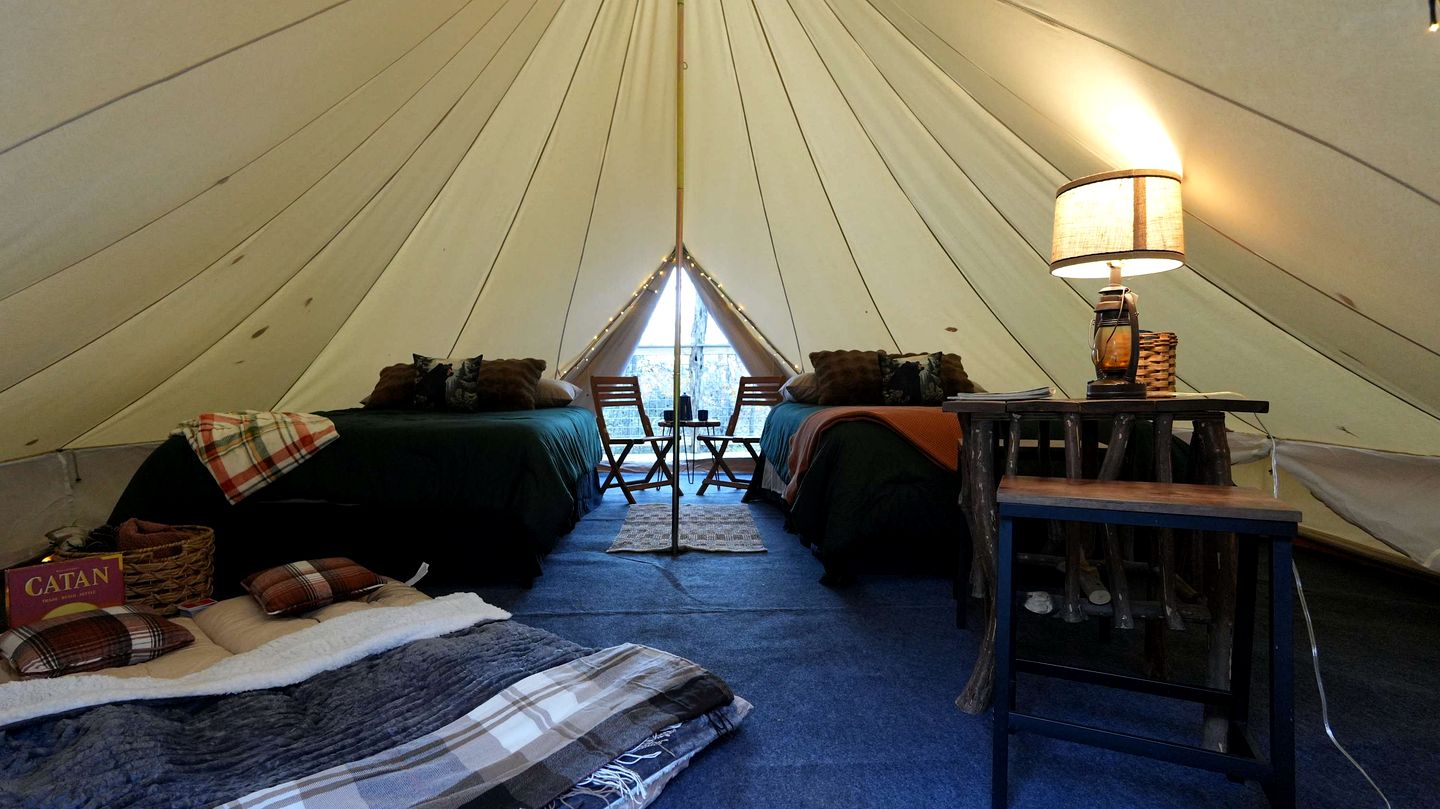 Tree Covered Glamping Hideaway with Hot Tub, Bell Tent and Elevated Deck in Waynesville, North Carolina