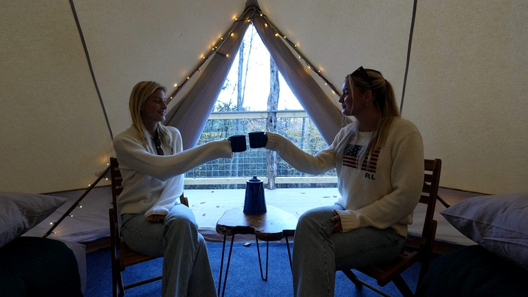 Bell Tents (United States of America, Waynesville, North Carolina)