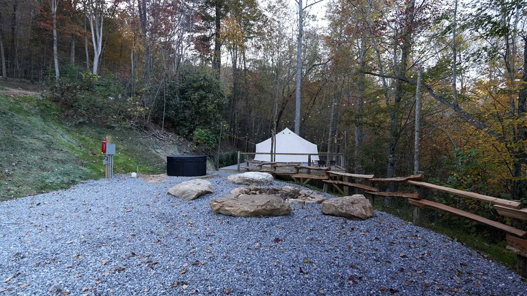 Bell Tents (United States of America, Waynesville, North Carolina)