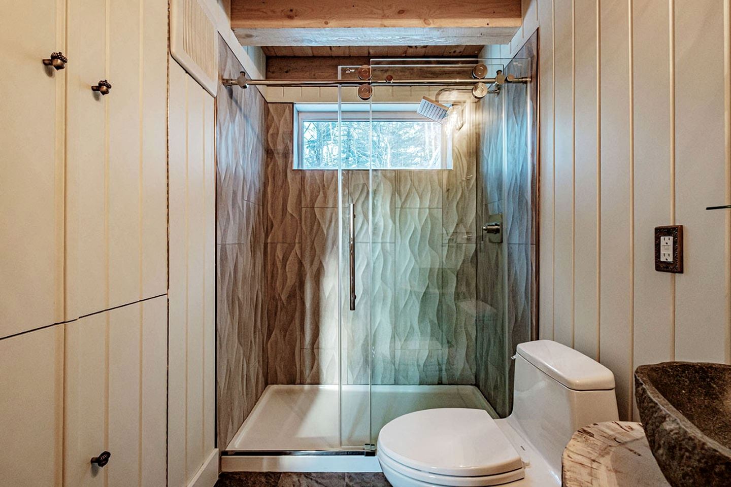 Luxury Year-round Treehouse in Sanford, ME