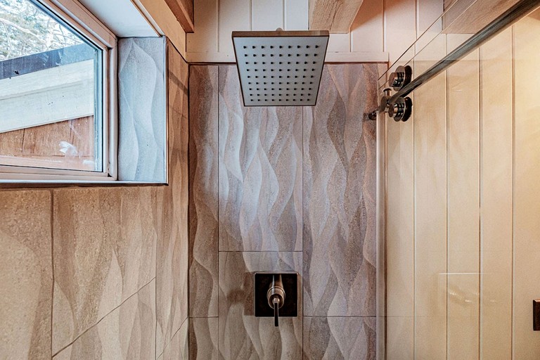 Tree Houses (United States of America, Sanford, Maine)