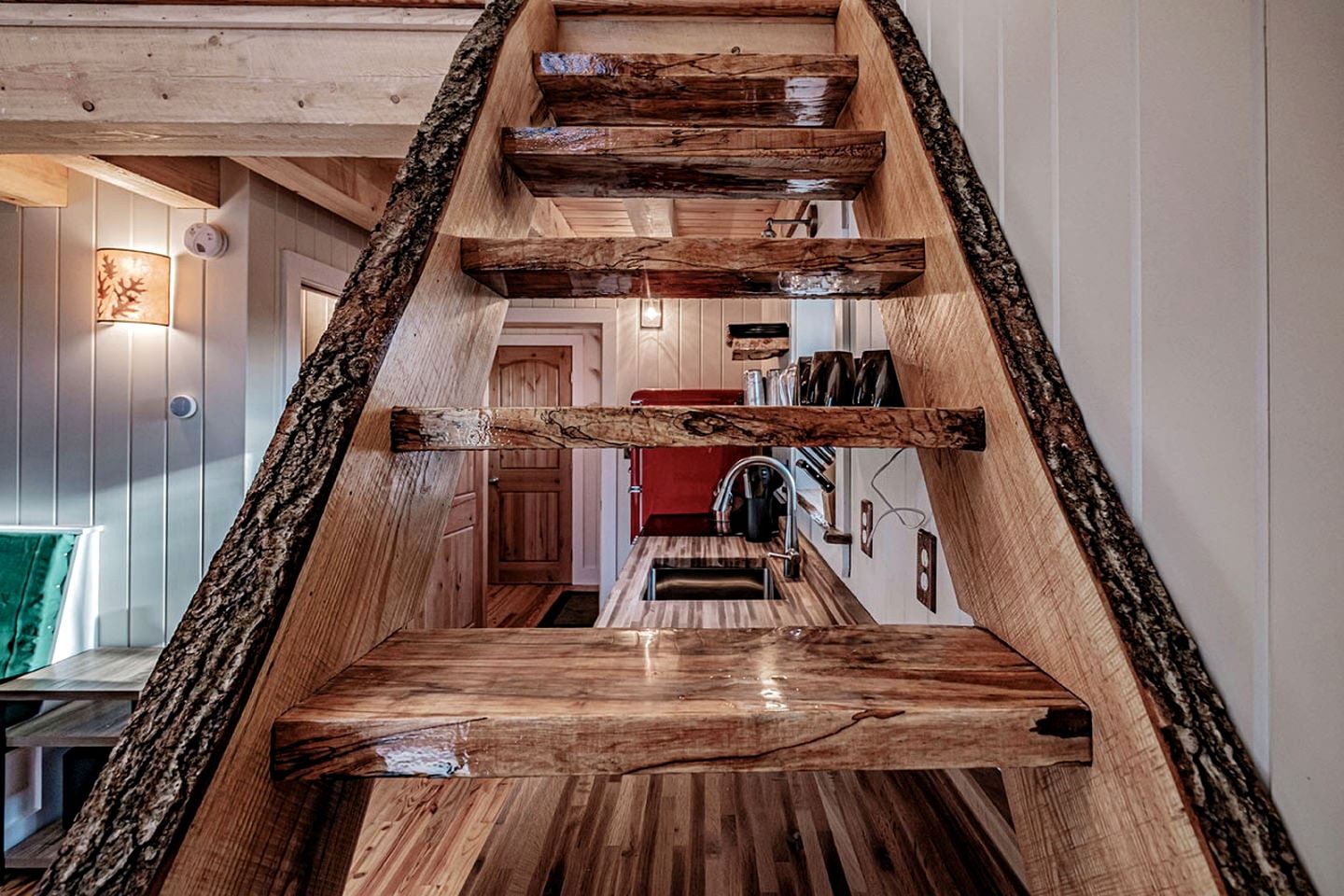 Luxury Year-round Treehouse in Sanford, ME