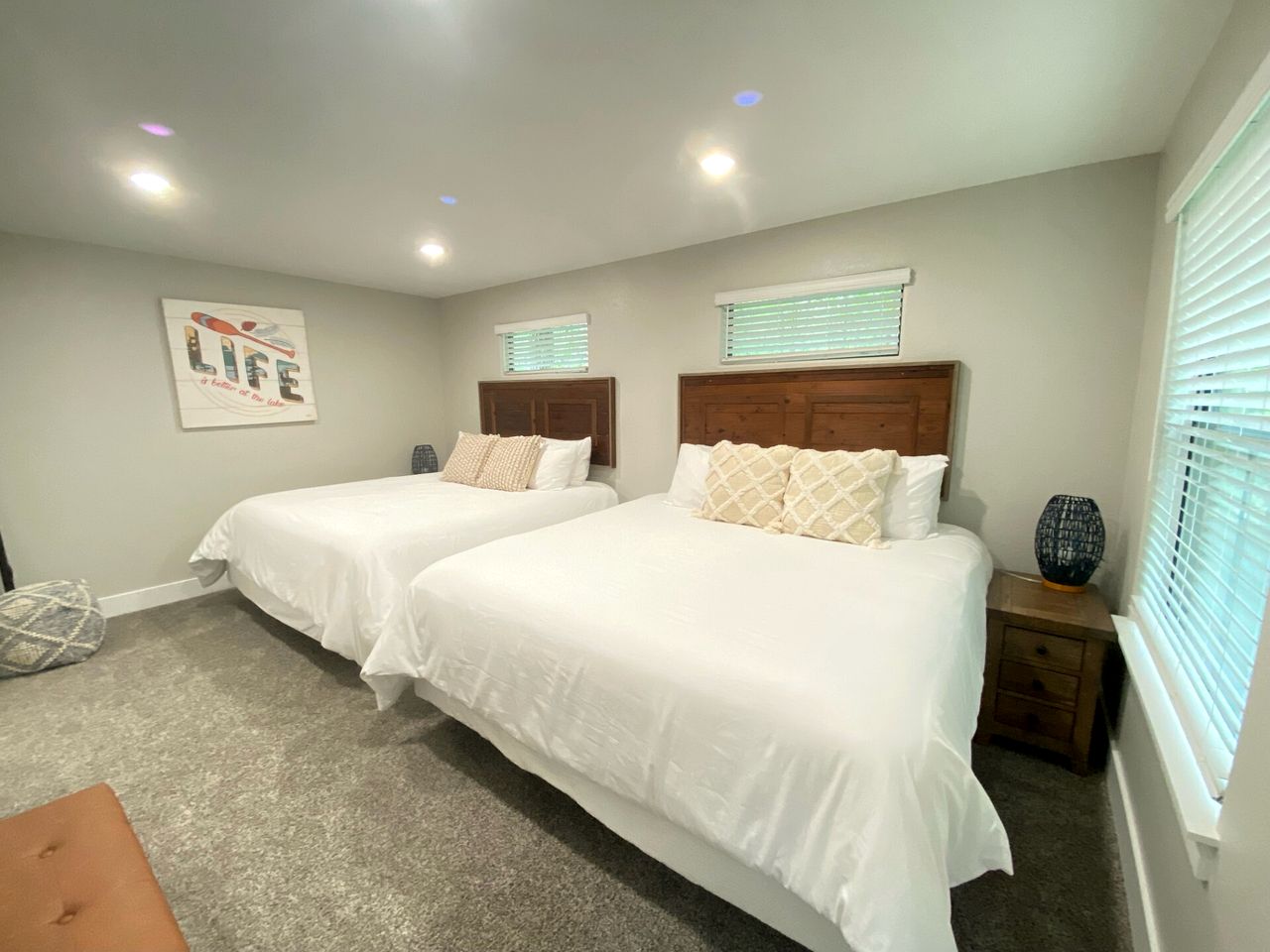 Cozy Tree House with Beautiful Modern Interior in Livingston, Texas