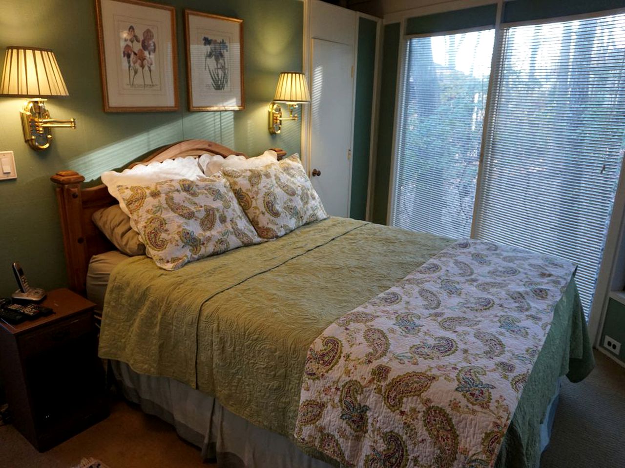 Tree House Rental in Jasper,