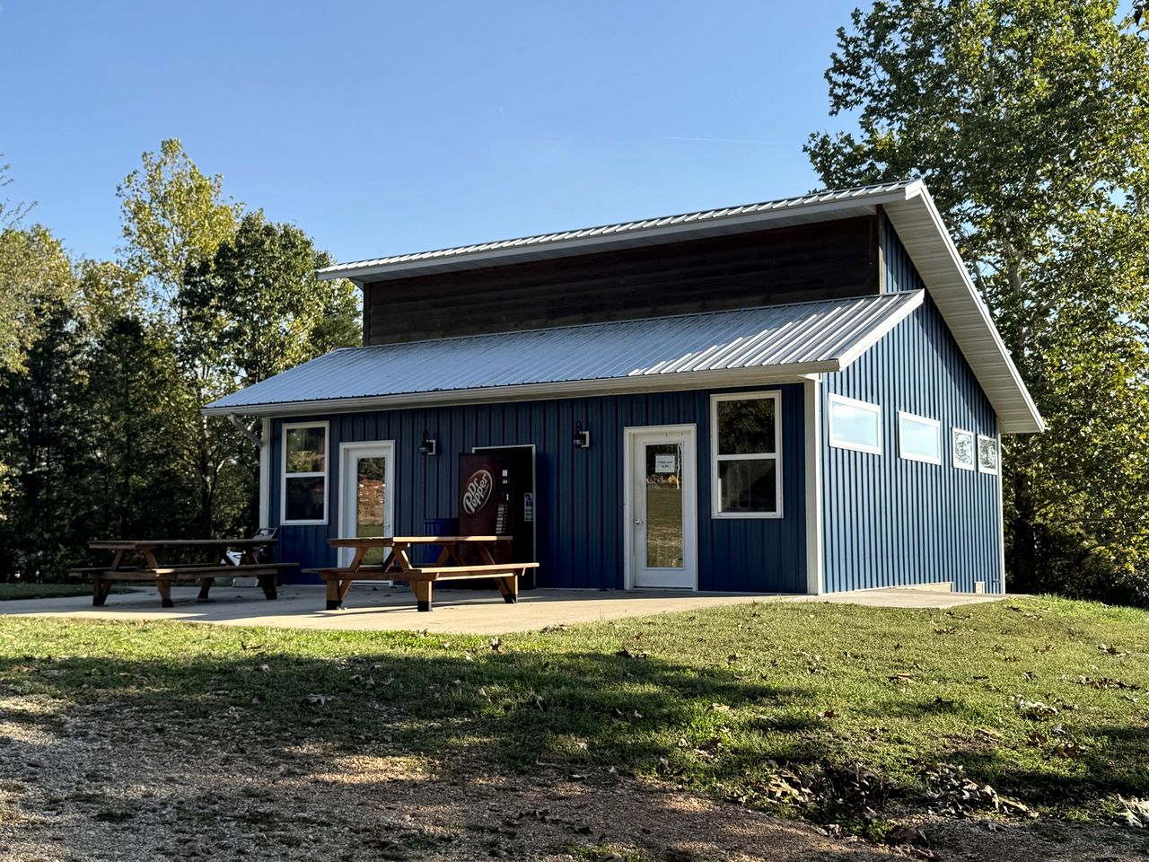 Shady Family Tree Hut Glamping Cabins with Private Door & Mosquito Nets near Big Niangua River, Macks Creek, Missouri