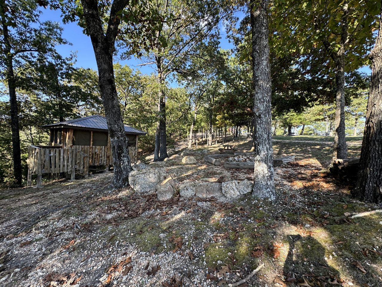 Shady Family Tree Hut Glamping Cabins with Private Door & Mosquito Nets near Big Niangua River, Macks Creek, Missouri