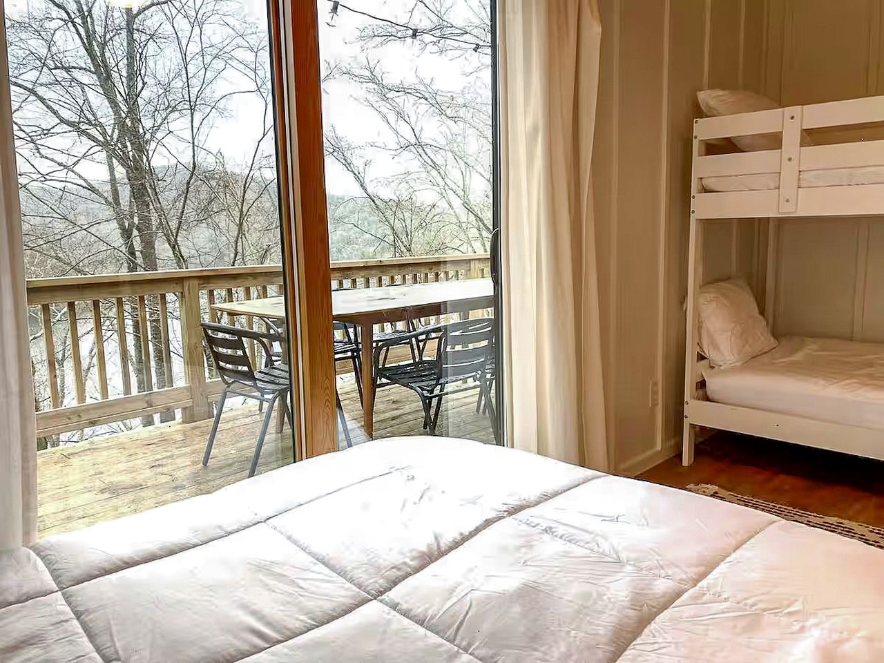 Charming Lakefront Cottage with Private Dock & Mountain Views Near Lake Nantahala, Topton, NC
