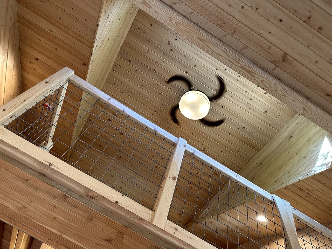 Luxurious Glamping Tree House at Starved Rock, Perfect for a Weekend Escape from Chicago